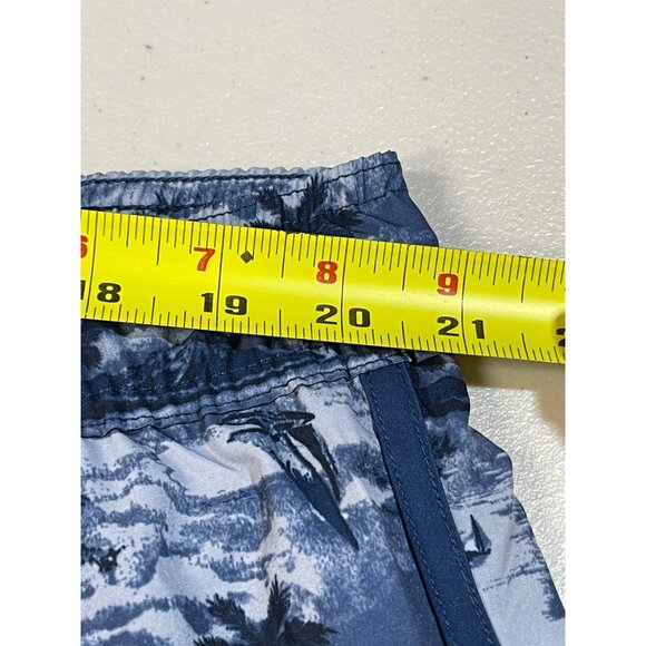 St. John's Bay Mens XXL Swim Shorts  Blue Tropical Print - Picture 4 of 11